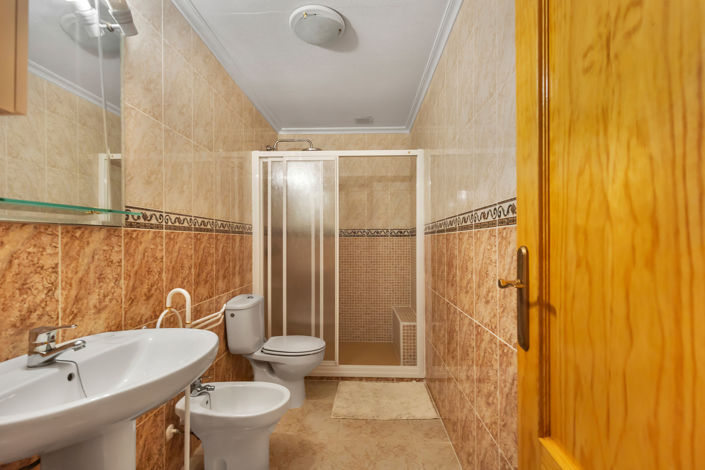 Image No.22-3 Bed Apartment for sale
