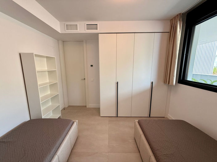 Image No.22-2 Bed Apartment for sale