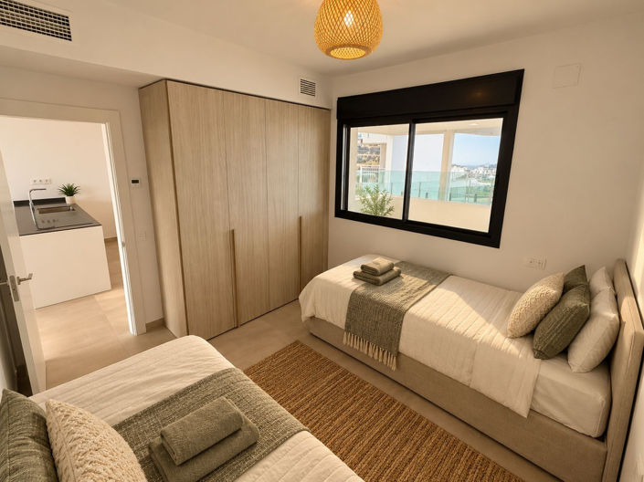 Image No.16-2 Bed Apartment for sale
