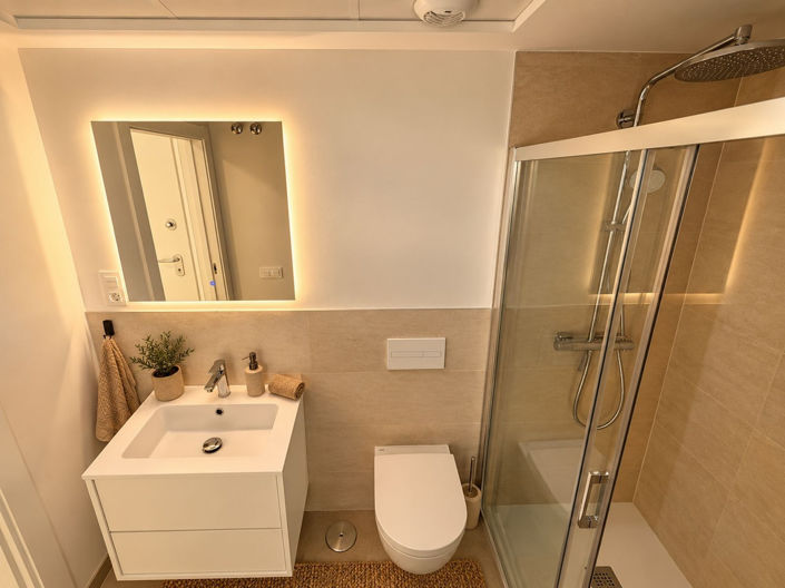 Image No.20-2 Bed Apartment for sale
