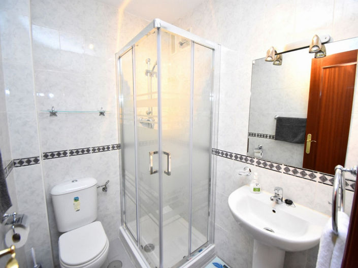 Image No.19-2 Bed Apartment for sale