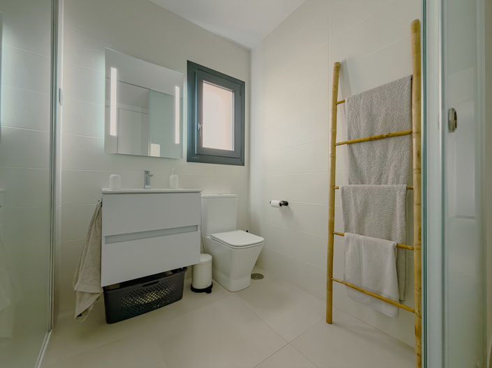 Image No.41-3 Bed Apartment for sale