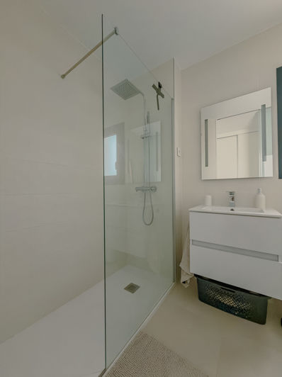 Image No.42-3 Bed Apartment for sale