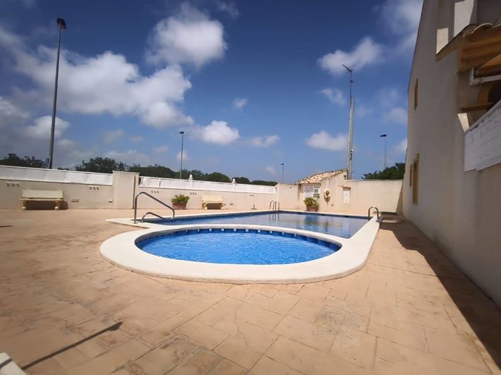 Image No.2-4 Bed Apartment for sale
