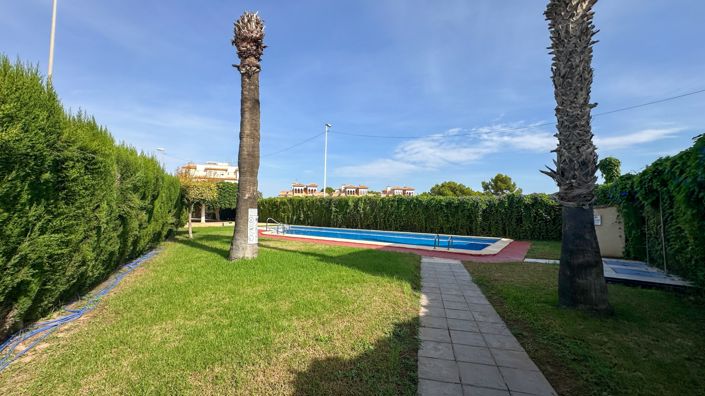 Image No.43-2 Bed Townhouse for sale