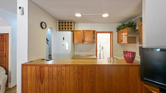 Image No.5-2 Bed Townhouse for sale
