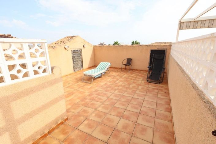 Image No.15-2 Bed Bungalow for sale