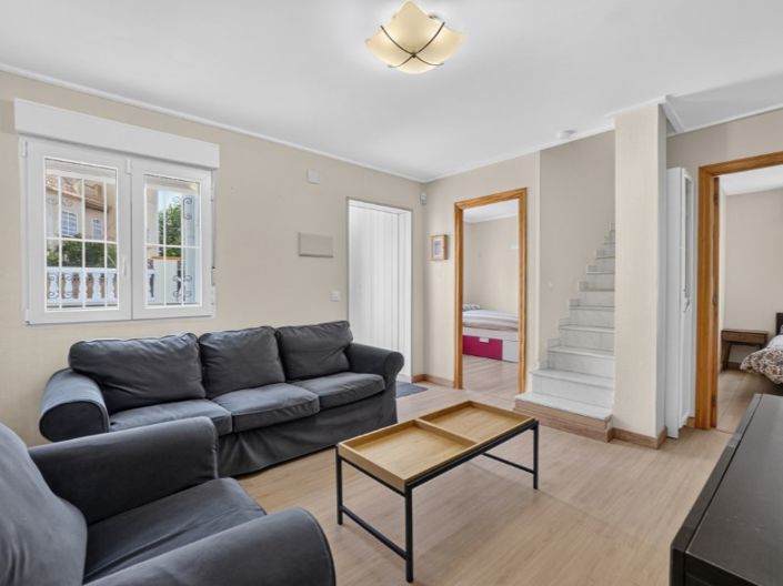 Image No.5-3 Bed Townhouse for sale