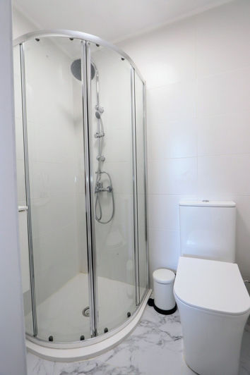 Image No.21-3 Bed Apartment for sale