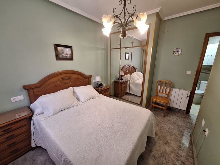 Image No.13-2 Bed Apartment for sale