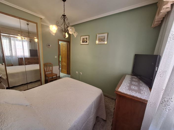 Image No.16-2 Bed Apartment for sale