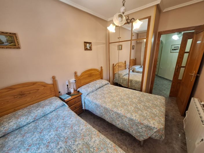 Image No.24-2 Bed Apartment for sale