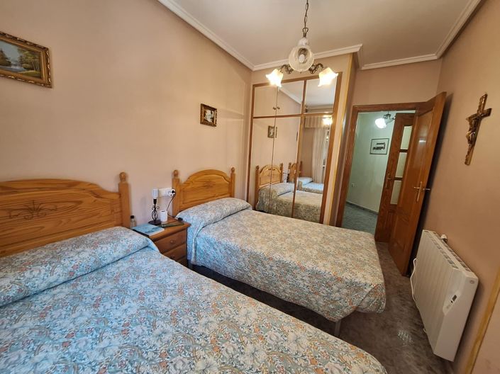 Image No.27-2 Bed Apartment for sale