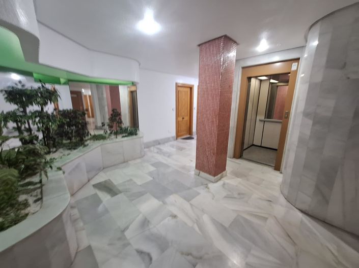 Image No.32-2 Bed Apartment for sale