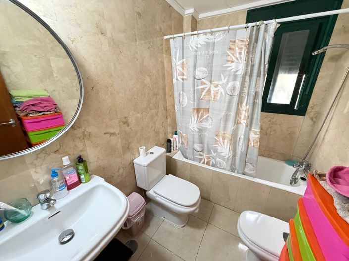 Image No.27-2 Bed Bungalow for sale