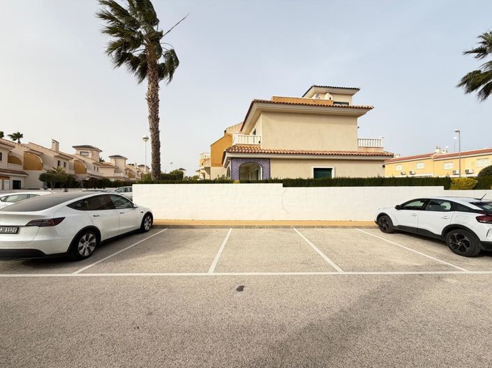 Image No.37-2 Bed Bungalow for sale
