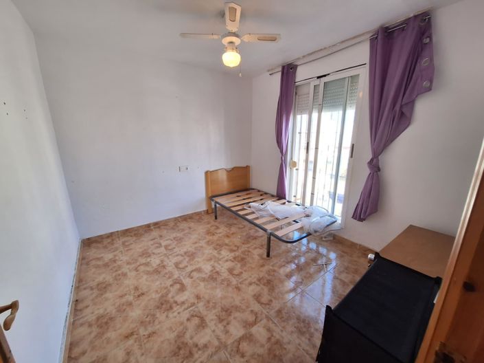 Image No.17-5 Bed House for sale