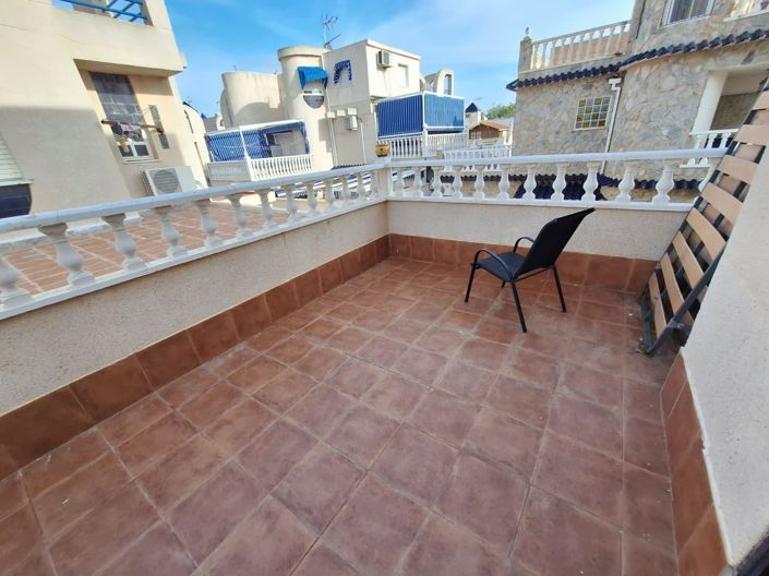 Image No.22-5 Bed House for sale