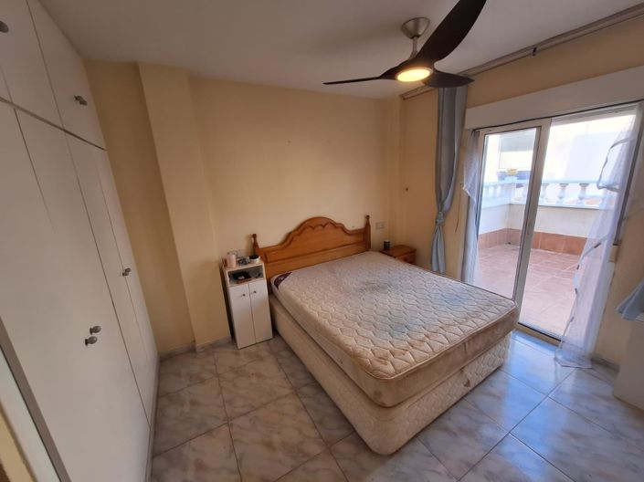 Image No.26-5 Bed House for sale