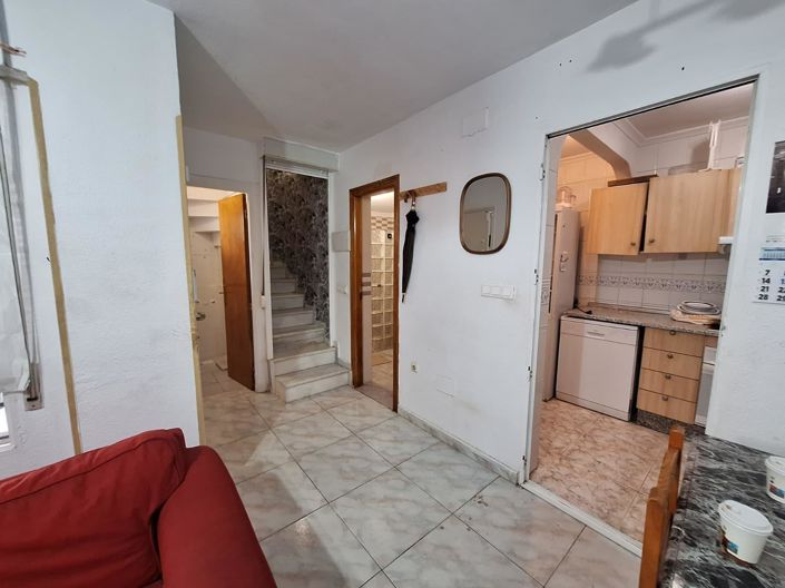 Image No.34-5 Bed House for sale