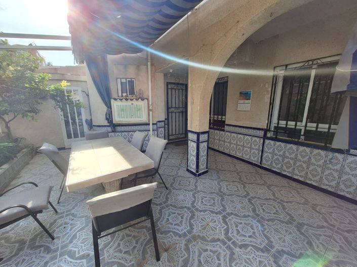 Image No.38-5 Bed House for sale