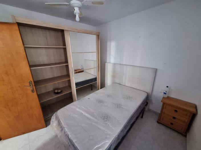 Image No.40-5 Bed House for sale