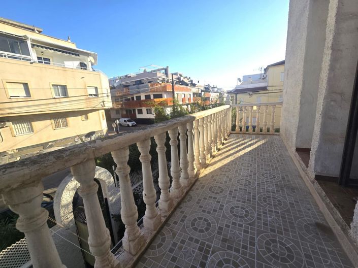 Image No.23-2 Bed Apartment for sale