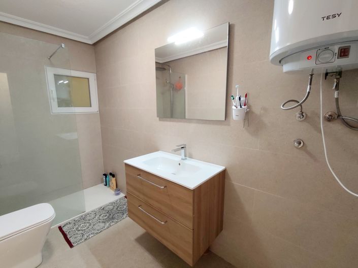 Image No.12-2 Bed Apartment for sale