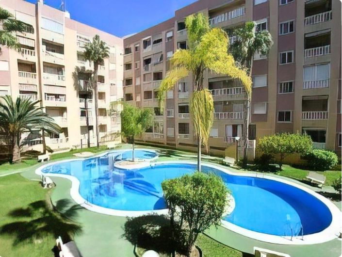Image No.14-2 Bed Property for sale