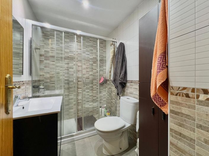 Image No.27-4 Bed Apartment for sale