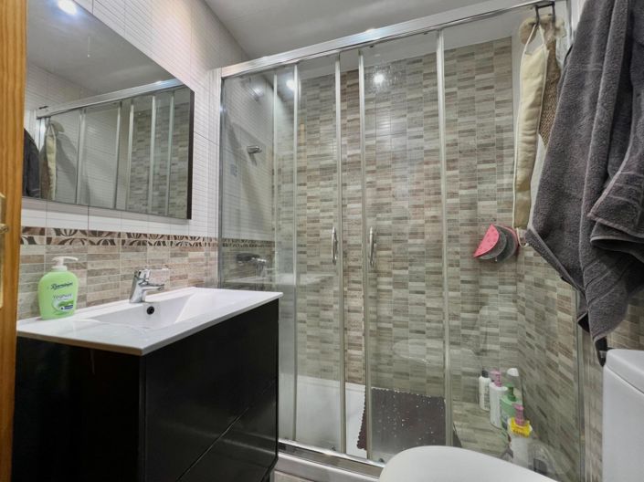 Image No.28-4 Bed Apartment for sale