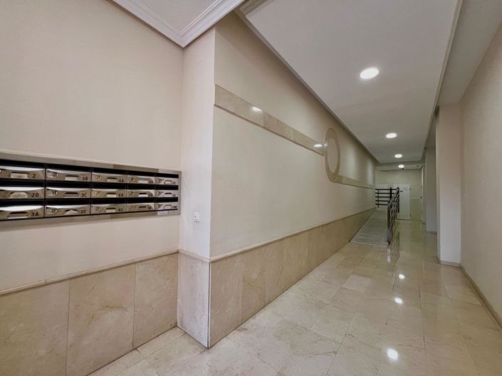 Image No.3-4 Bed Apartment for sale