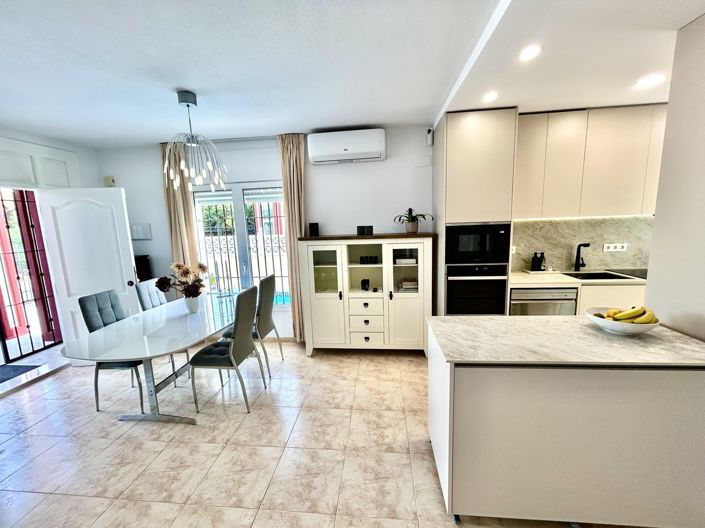 Image No.7-3 Bed Townhouse for sale
