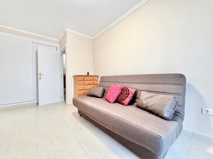 Image No.17-3 Bed Townhouse for sale