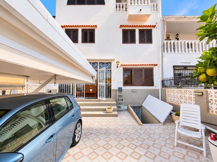 Image No.3-5 Bed Townhouse for sale