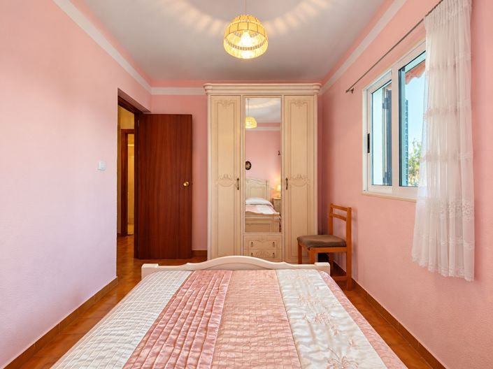 Image No.39-5 Bed Townhouse for sale