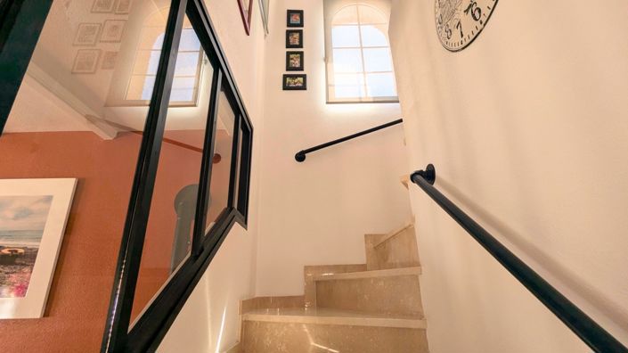 Image No.22-3 Bed Villa for sale
