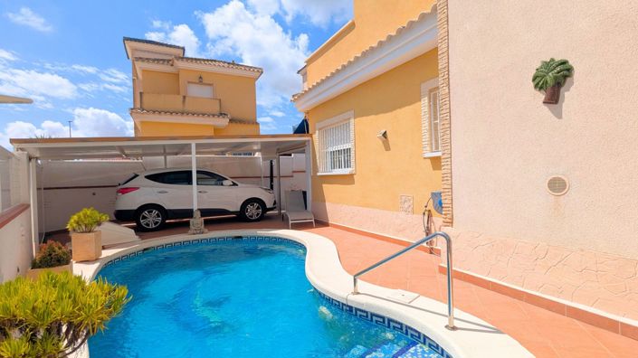 Image No.4-3 Bed Villa for sale