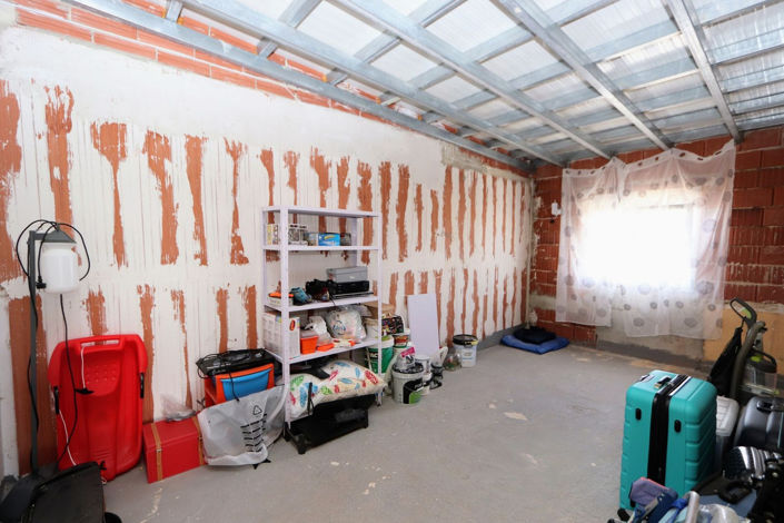 Image No.27-3 Bed House for sale