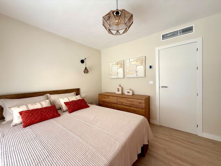 Image No.27-3 Bed Villa for sale