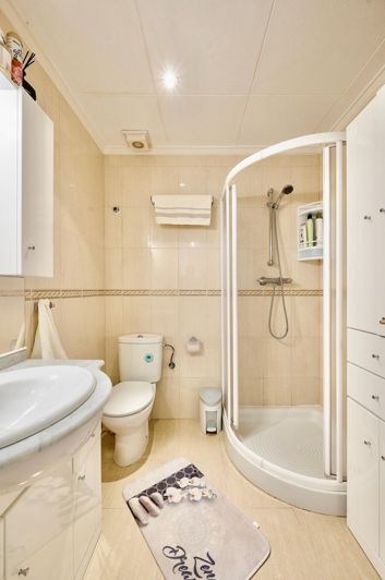 Image No.18-3 Bed Townhouse for sale