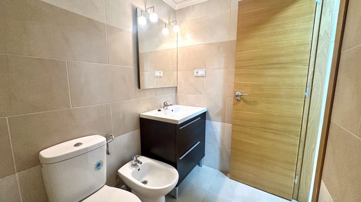 Image No.25-3 Bed Apartment for sale