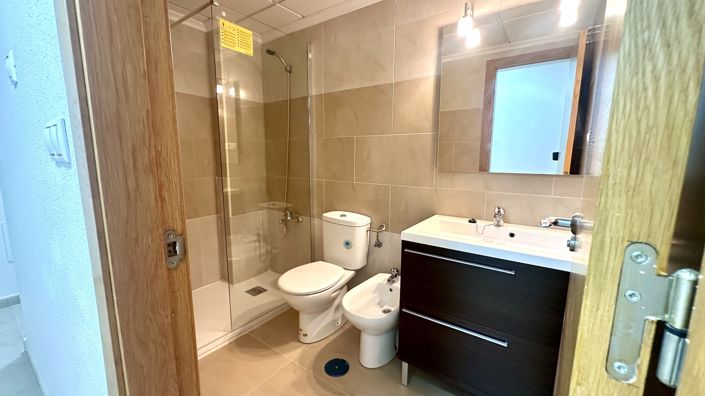 Image No.26-3 Bed Apartment for sale