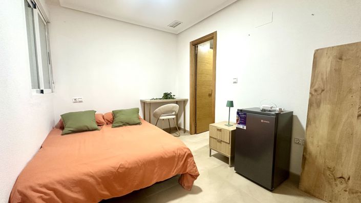 Image No.9-3 Bed Apartment for sale