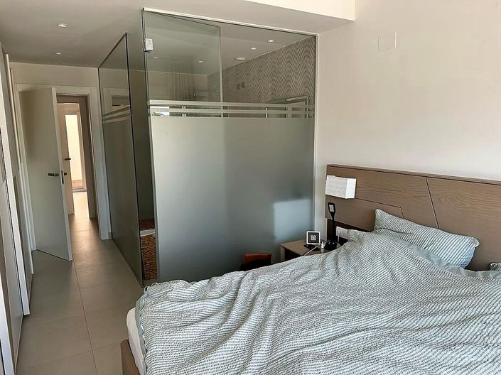Image No.13-3 Bed Apartment for sale