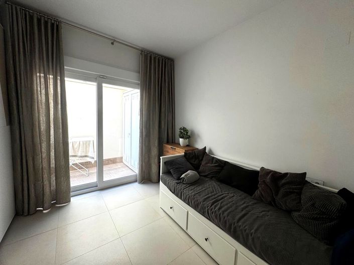 Image No.15-3 Bed Apartment for sale
