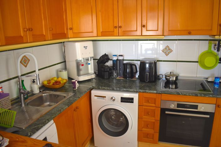 Image No.9-3 Bed Townhouse for sale