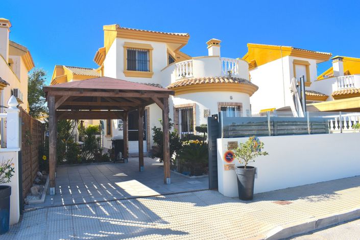 Image No.2-3 Bed Villa for sale