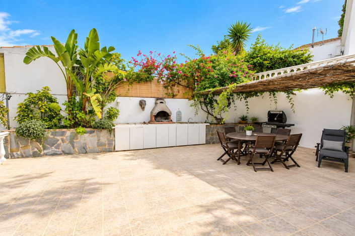 Image No.13-3 Bed Villa for sale