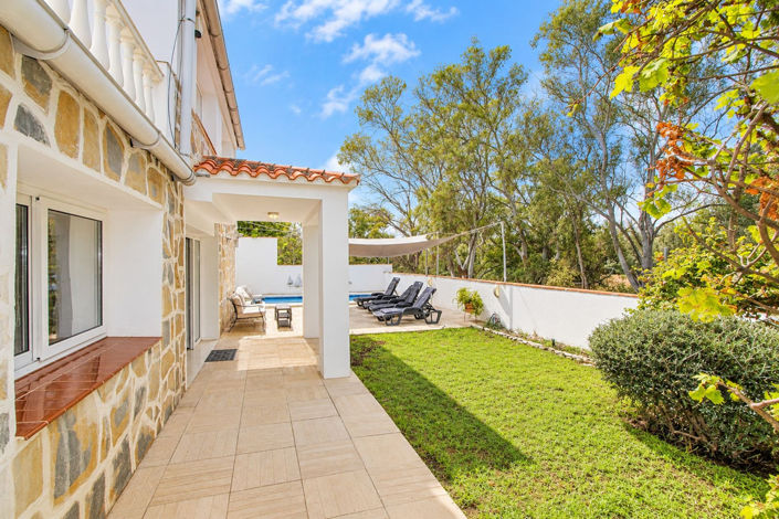 Image No.15-3 Bed Villa for sale
